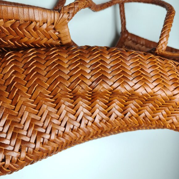 Dragon Diffusion Women's Nantucket Basket Bag in Tan - Picture 6 of 11